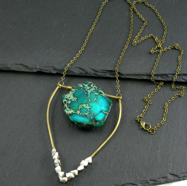 Large Howlite Emblem Necklace - Jade